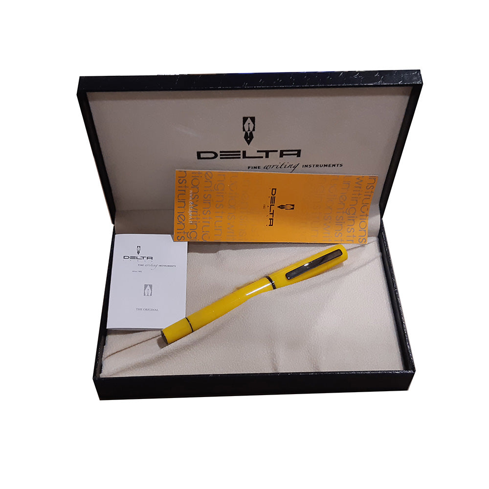 Delta Oblo Yellow Resin with Black Rhodium Trim Fountain Pen – Stainless Steel Nib