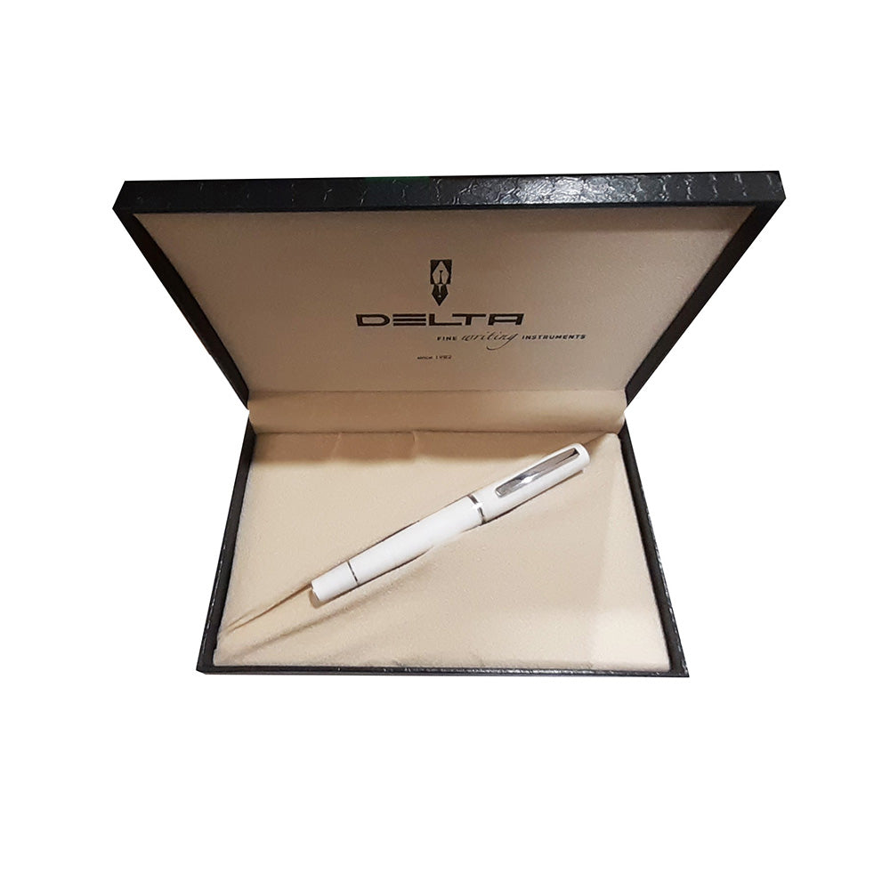 Delta Oblo White Resin with Rhodium Trim Fountain Pen - Fine Nib