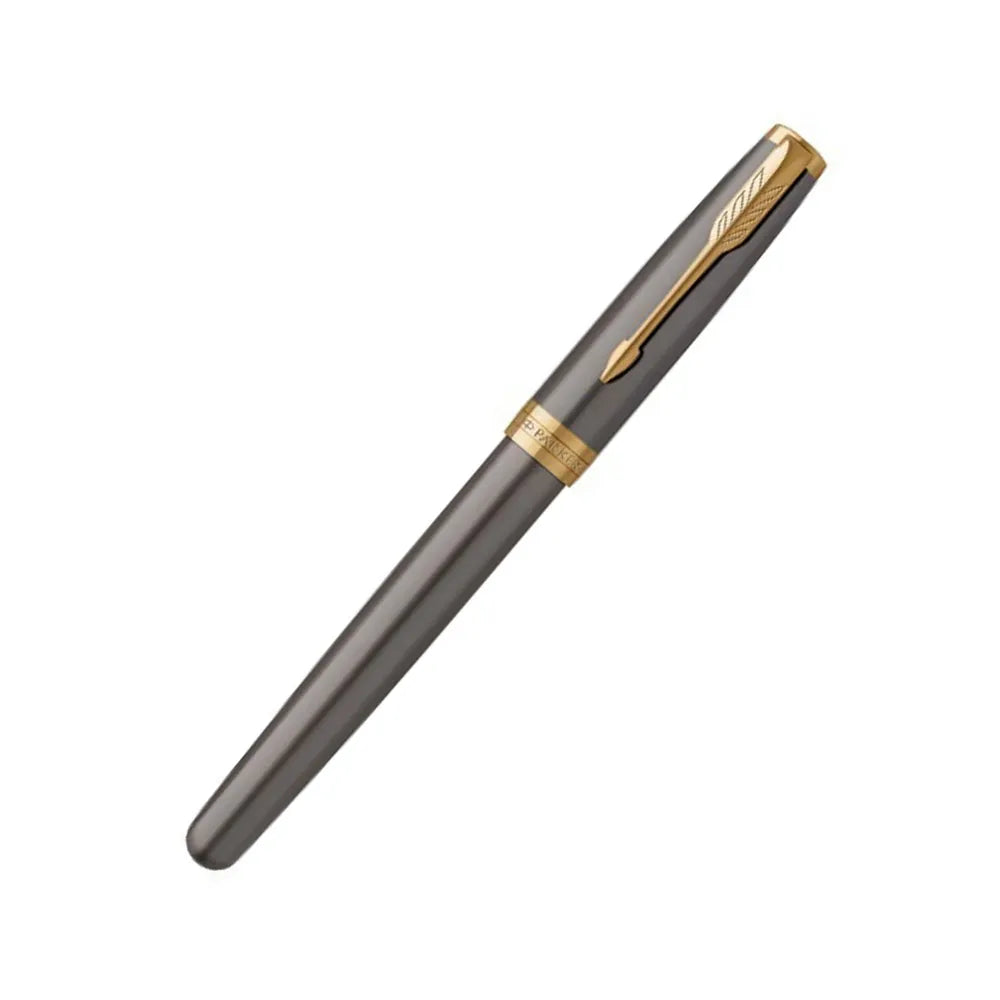 The Sonnet’s grey and gold finish combine with luxurious styling to firmly position it as an exemplar of Parker sophistication. The intricate detailing and gold PVD coating of the clip and brass trims combine perfectly with the stainless steel cap and barrel, beautifully finished in a classic grey lacquer. It’s an enduring, signature design that represents the very essence of Parker elegance and understatement. The Parker Sonnet’s elegant profile feels delightful in the hand, offering a refined writing expe