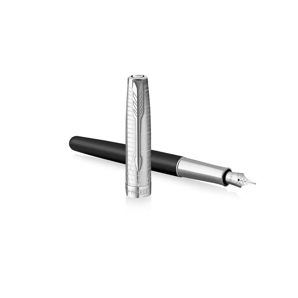 Parker Sonnet Matte Black Lacquer with Palladium-plated Trim Fountain Pen - 18Kt Gold Rhodium-Plated Nib