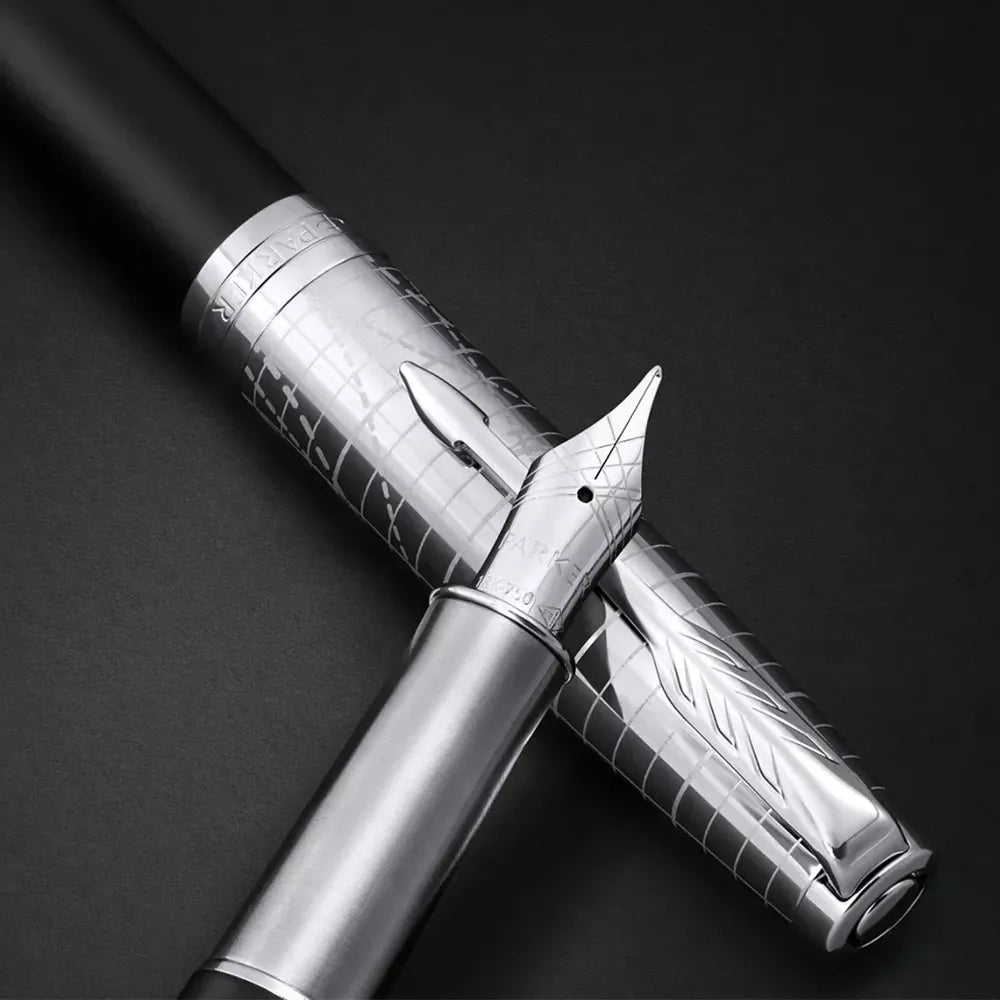 Parker Sonnet Matte Black Lacquer with Palladium-plated Trim Fountain Pen - 18Kt Gold Rhodium-Plated Nib