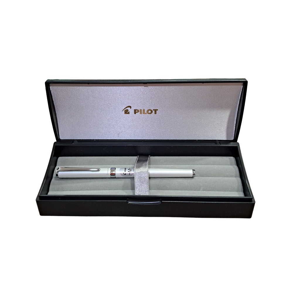 Pilot Cavalier Pearl White CT Fountain Pen - Fine Nib