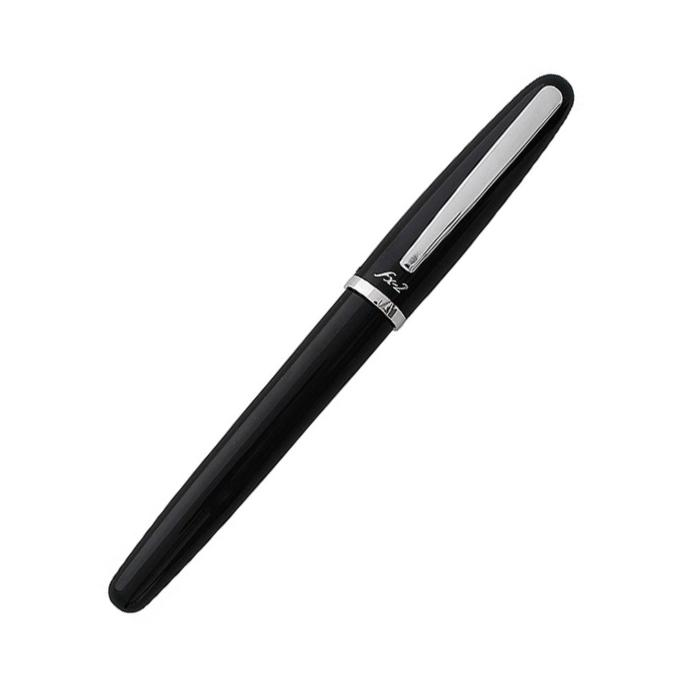 FX-2 Retro gel pen. The dandy among the gel pens. In the classic design of a fountain pen with the advantages of a modern gel pen. Body in either glossy white or polished black. Write with pride. Elegant retro gel pen in fountain pen design Quick-Dry-Ink dries in milliseconds Body high-gloss lacquered Large capacity refill replaceable Refill with black ink Lead thickness 0.7mm