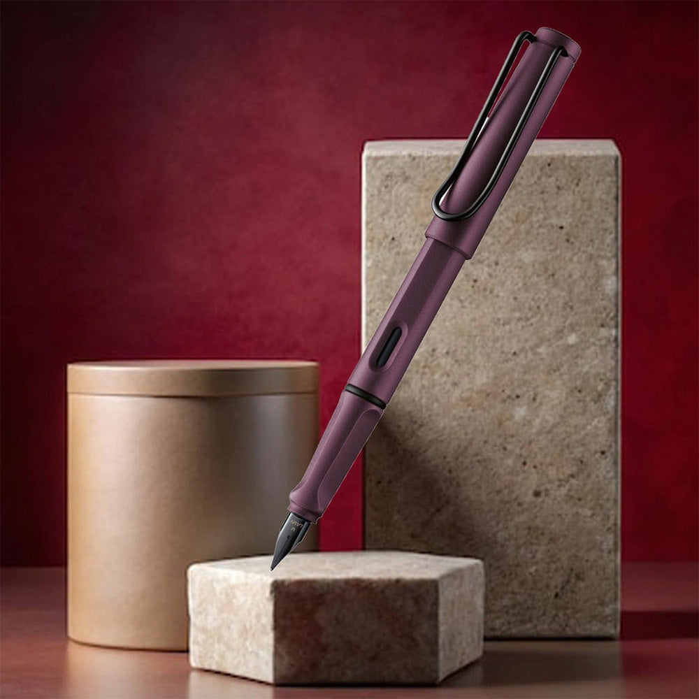 Lamy Safari 0E3 Scarlet (Purple) Fountain Pen - Fine Nib