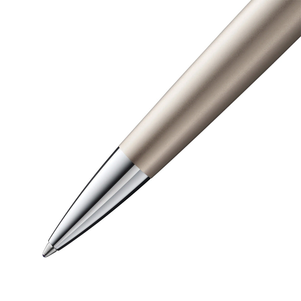LAMY studio Palladium Ballpoint pen The LAMY studio elegantly shows just how close design and art can be. This premium writing instrument seamlessly fuses its individual elements with its convex cylindrical form while simultaneously foregoing all unnecessary embellishments. The propeller-shaped, seemingly twisted clip counters the objective elegance of the LAMY studio with an innovative design accent. Palladium finish / steel propeller-shaped clip / with giant refill LAMY M16 M black