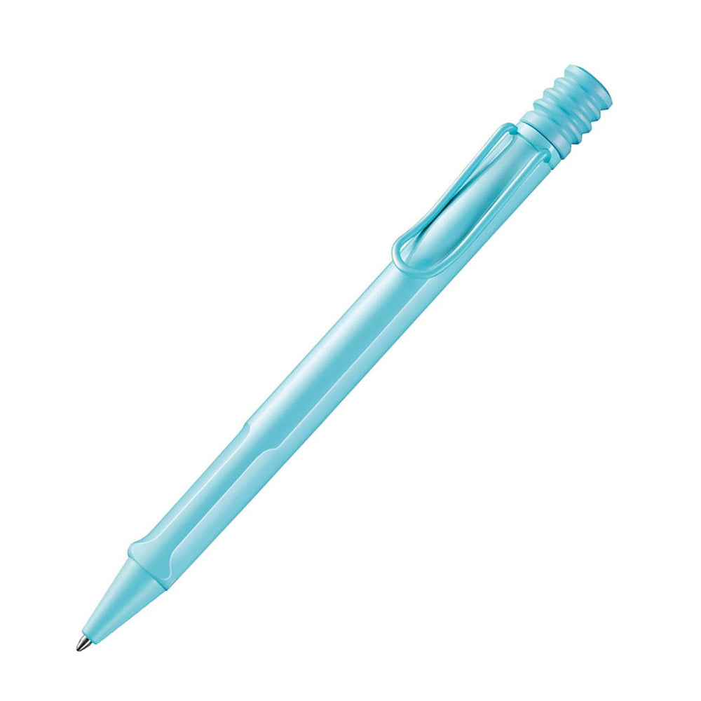 Write different. LAMY safari aqua sky Ballpoint pen Many attractive colours, timeless design, perfect ergonomics. These are just some of the reasons that the LAMY safari is one of the most popular writing instruments worldwide. Distinctive recessed grip guarantees writing comfort. Sturdy plastic, shiny blue /metal clip / ergonomic grip / with giant refill LAMY M16 M blue Part No. 4037201
