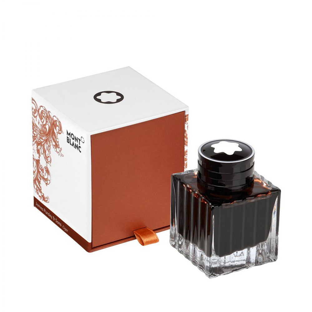Ink Bottle 50 ml, James Purdey & Sons, Cigar Scent, Brown The Ink Bottle complements the James Purdey & Sons Writing Instrument offer. The exquisite ink is inspired by cigar color and scent and influenced by the post-hunting ritual. Refills Type: Ink Bottle James Purdey & Sons Suitable for Fountain pens Quick-drying Size: 50 ml Colour: Cigar Scent Brown