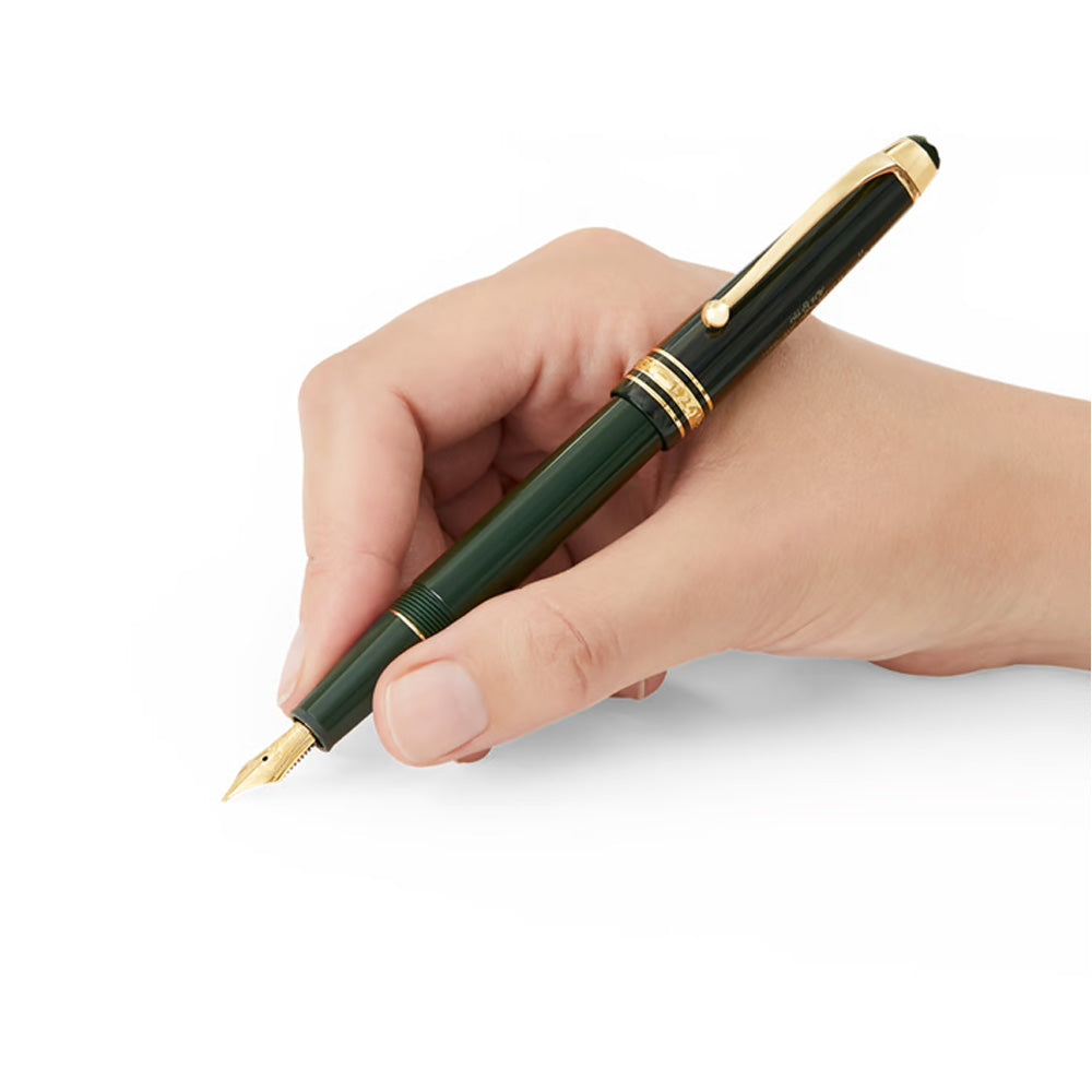Montblanc Meisterstück The Original Collection Classic Green With Gold Trims Fountain Pen - 14Kt Gold Medium Nib