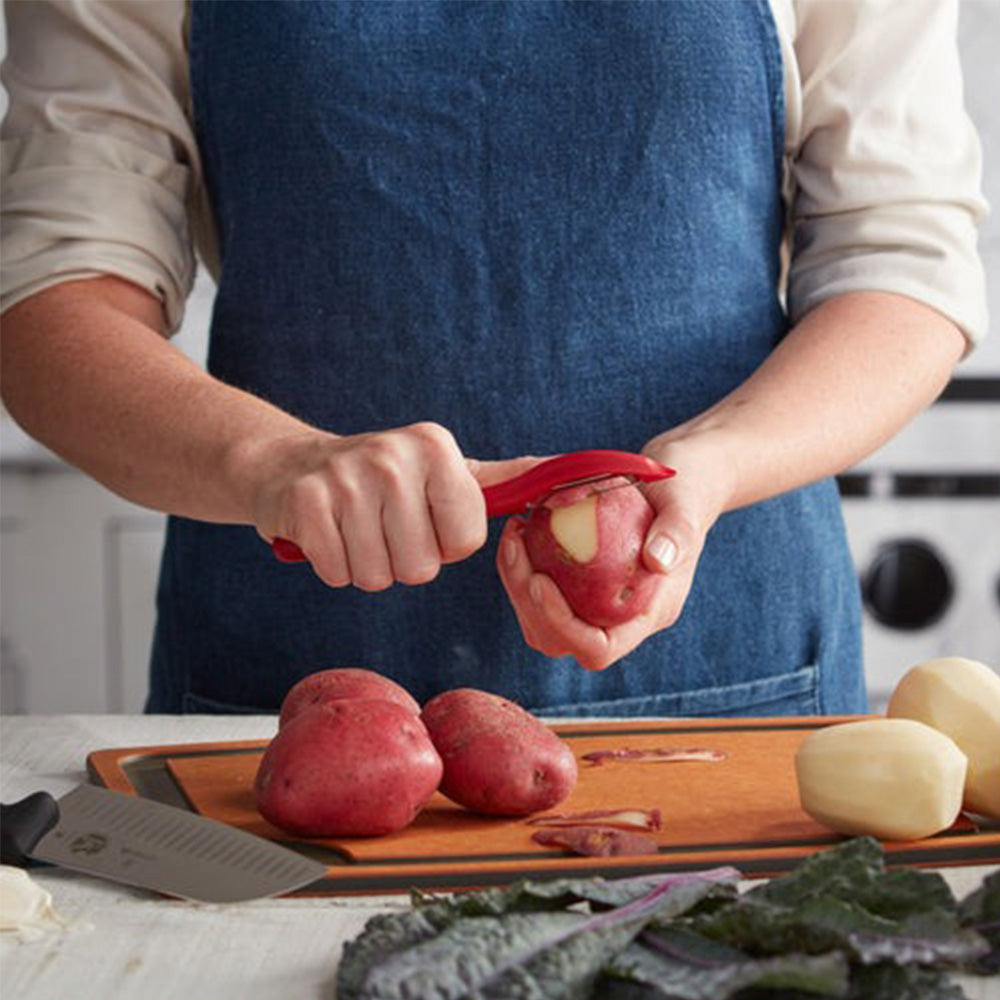 Victorinox Universal Peeler Serrated Edge Double Edge - Red