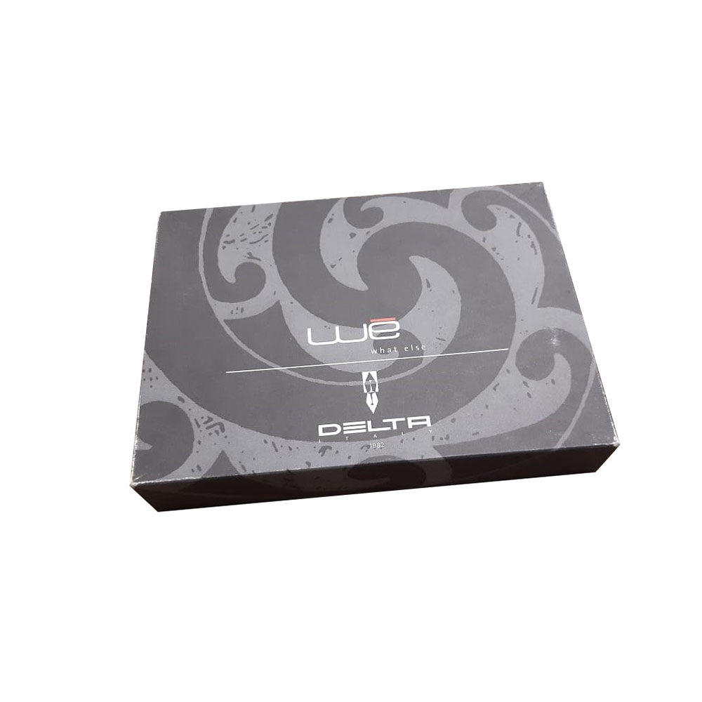 Delta We Dolcevita Black-Orange Resin Rollerball Pen The Delta Lucky We Rollerball pen is designed with a “We” integrated into the cap of the pen for luck. The cap and barrel are hand turned in black and orange resins. Black & Terracotta Orange resin with sterling silver trim Unforgettable Rollerball pen from the hand-made collection. This Ballpoint pen in every version. Threaded cap, extra large capacity refill  Hand-made, hand-turned Terracotta Orange and Solid Black resin Made In Italy