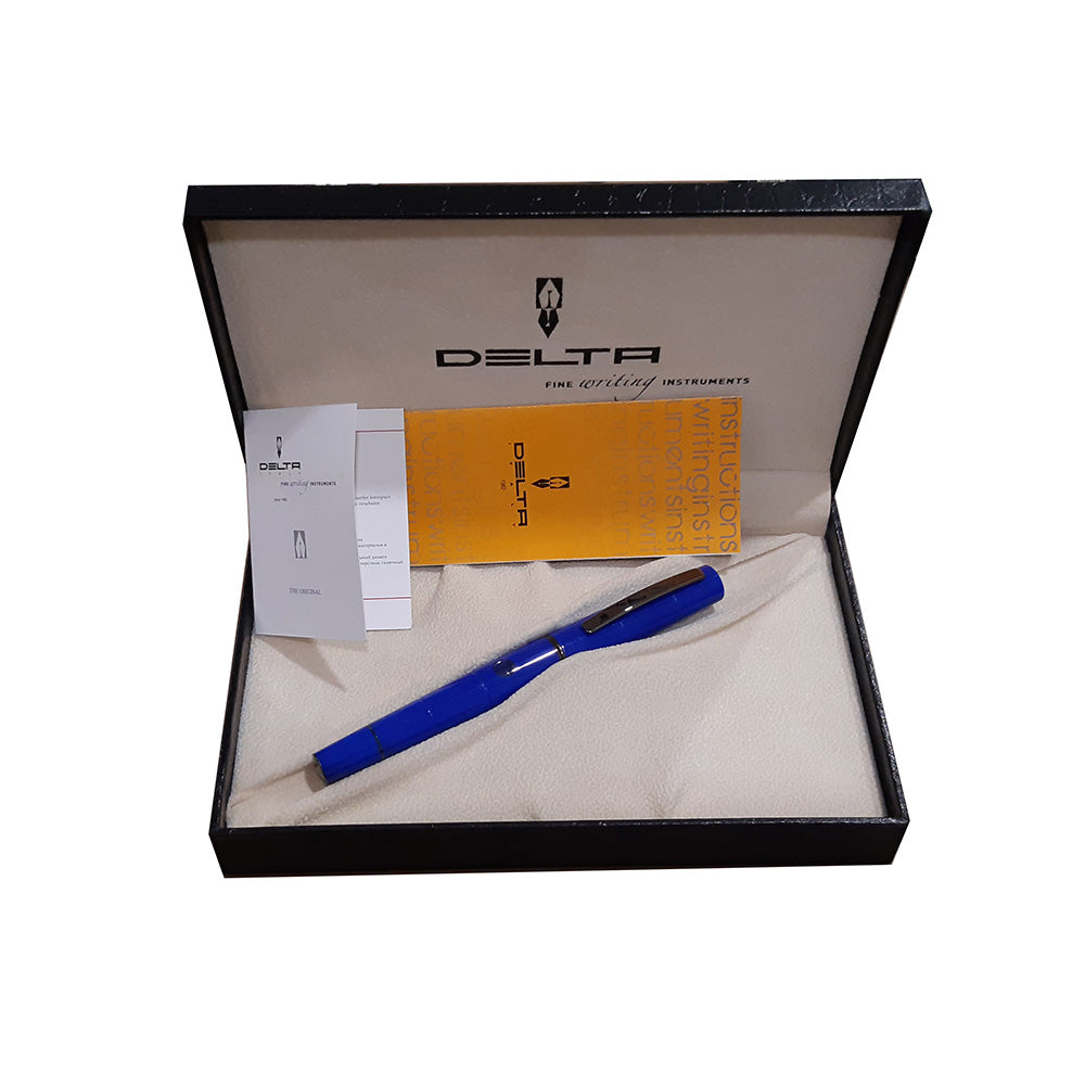 Delta Oblo Blue Resin with Black Rhodium Trim Fountain Pen – Medium Nib