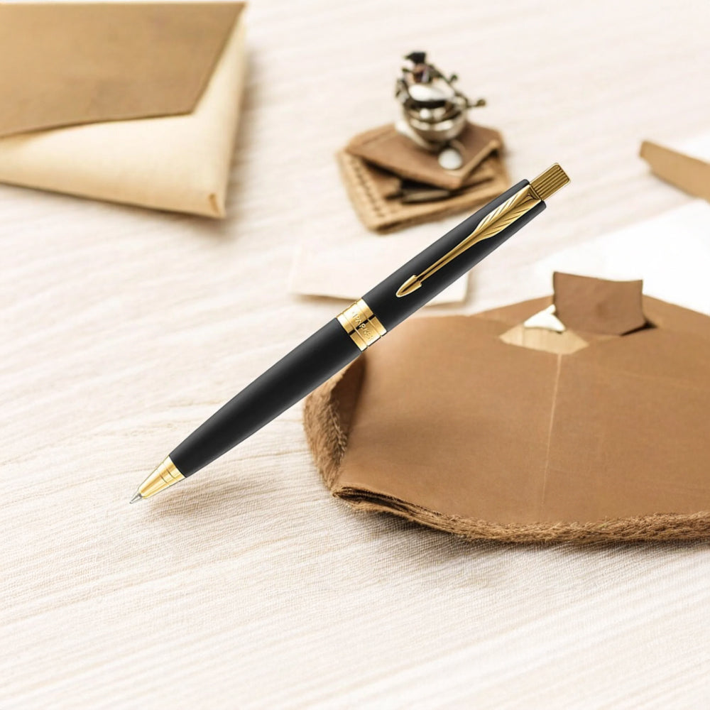 Parker Aster Lacque Black Gold Trim BallPoint With Pop-Up Credit Card Holder