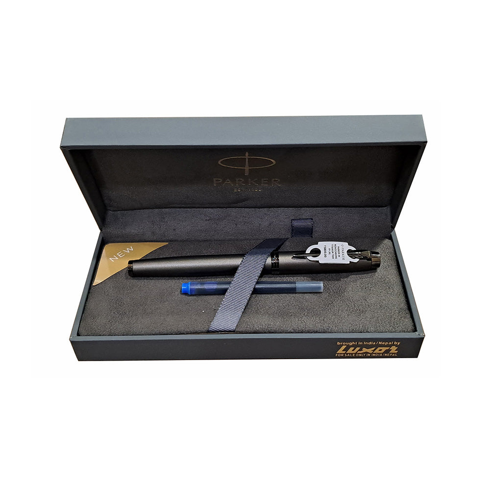 Parker IM Monochrome Titanium Trim Fountain Pen - Medium Nib