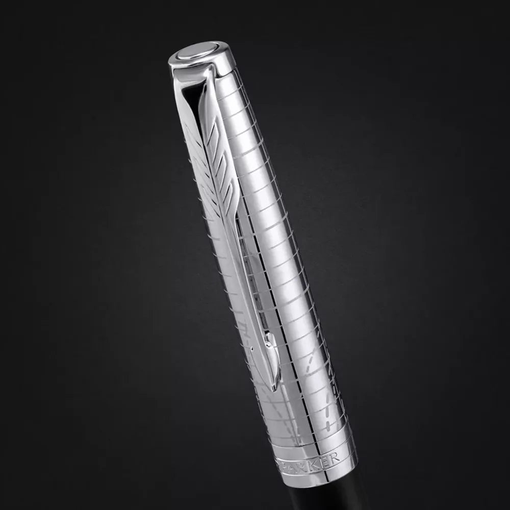 Parker Sonnet Matte Black Lacquer with Palladium-plated Trim Fountain Pen - 18Kt Gold Rhodium-Plated Nib
