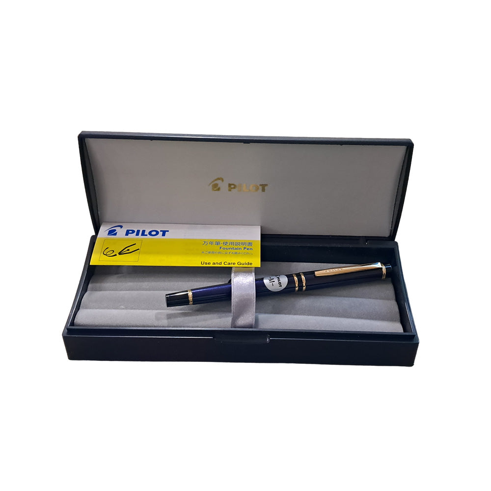 Pilot Grance Dark Blue Lacquer with Gold Trim Fountain Pen - 14Kt Gold Medium Nib