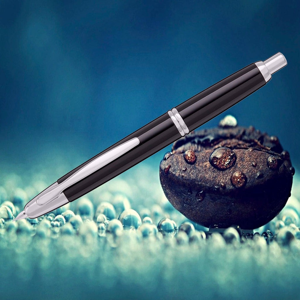 Pilot Capless Black/Rhodium RH Fountain Pen - 18Kt Gold Rhodium-Plated Broad Nib