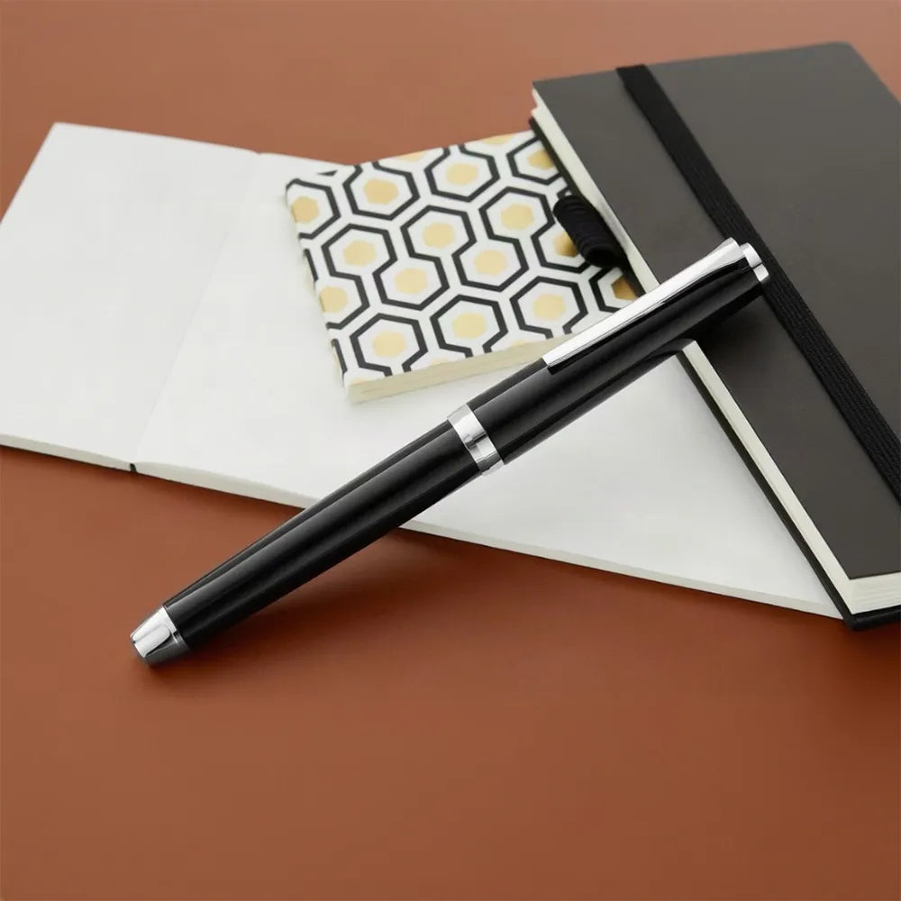 Pilot Falcon Black Metal with Rhodium Trim Fountain Pen - 14Kt Gold Rhodium-Plated Nib