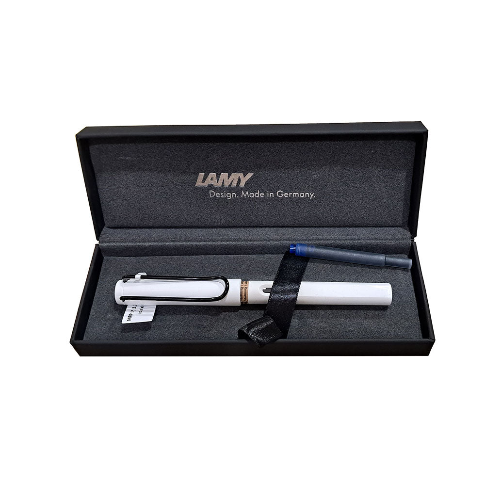 Lamy Safari 019 White with Black Clip Fountain Pen - Medium Nib