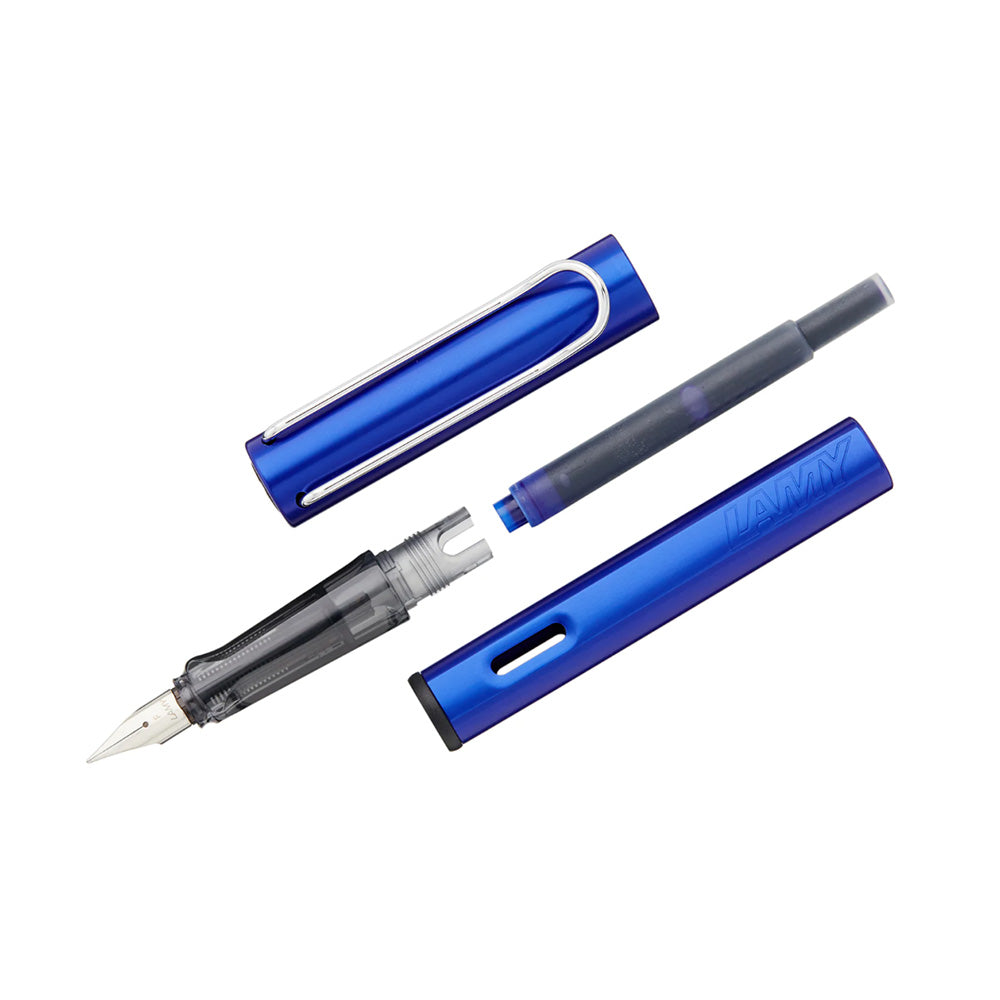 The Light Aluminium-Experience. LAMY AL-star oceanblue Fountain pen F The Lamy AL-star is the attractive, young writing instrument which satisfies even the highest requirements. Made of feather-light robust aluminum, anodized in various colors. With distinctive transparent grip and spring-action metal clip. Aluminium, dark blue anodized / steel nib, polished / with ink cartridge LAMY T 10 blue / with converter filling system Z 28