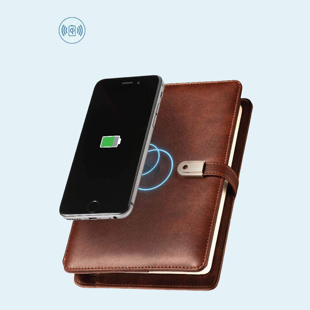 Pennline Design 7 Organizer With Wireless Charging + 4000mAh Powerbank + 16GB Flash Drive Dark Brown