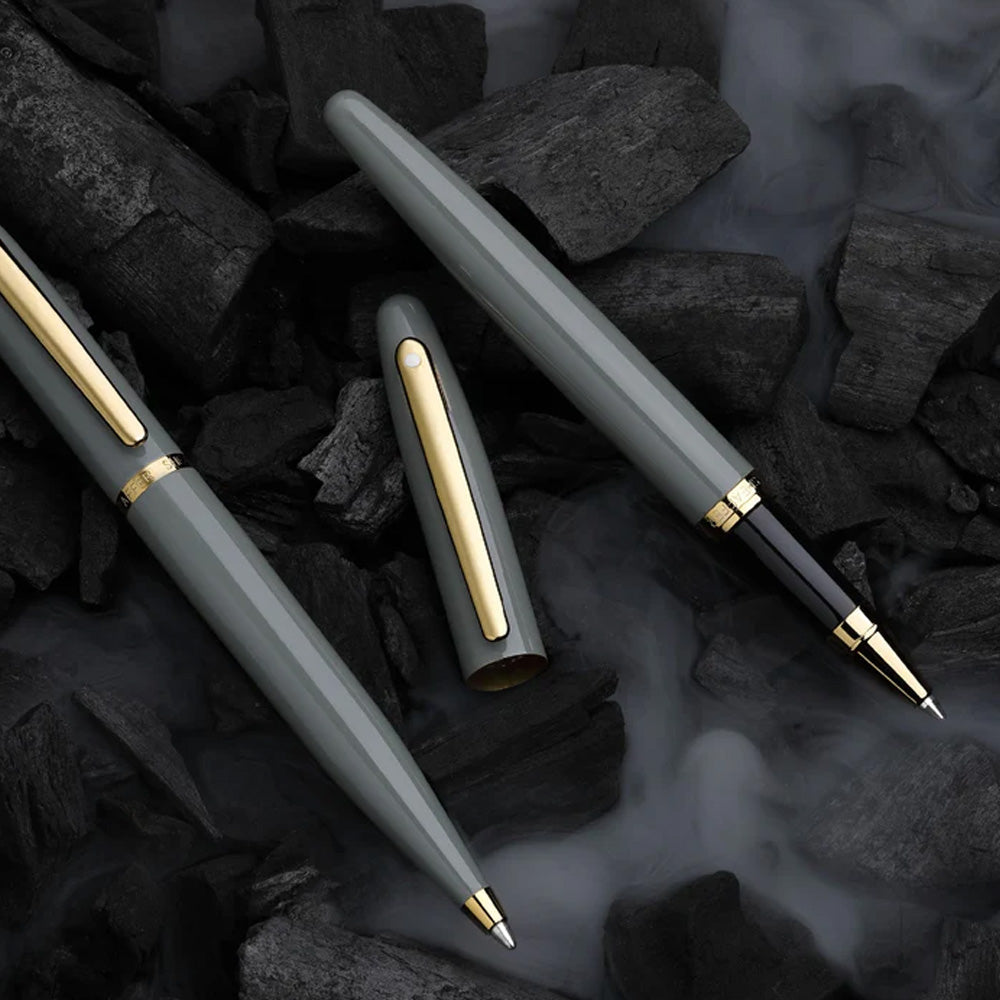 Sheaffer VFM E9427 Glossy Light Grey With PVD Gold-Tone Trim Ballpoint Pen