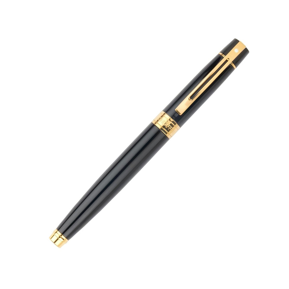 Sheaffer Giftset 300 G9325 Glossy Black with Gold Trim Fountain Pen – Medium Nib with Pen Pouch