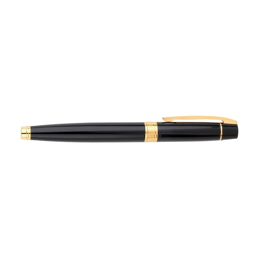 Sheaffer Giftset 300 G9325 Glossy Black with Gold Trim Fountain Pen – Medium Nib with Pen Pouch