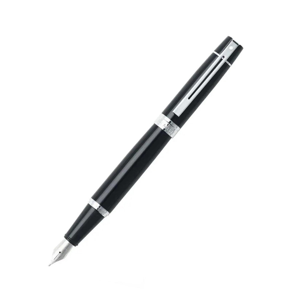 Sheaffer Giftset 300 G9312 Glossy Black with Chrome Trim Fountain Pen - Medium Nib with Pen Pouch