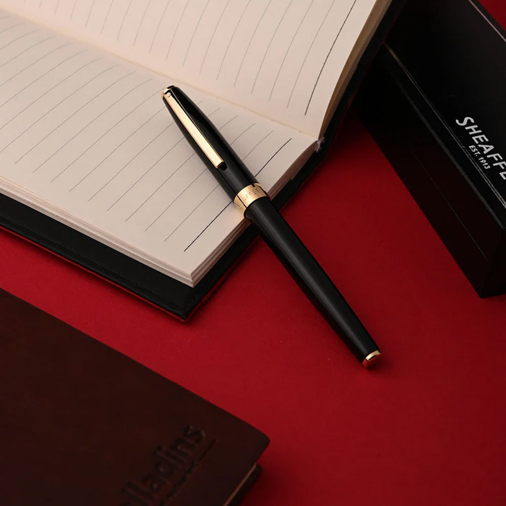 Sheaffer SAGARIS E9471 Gloss Black With Gold Tone Trim Rollerball Pen